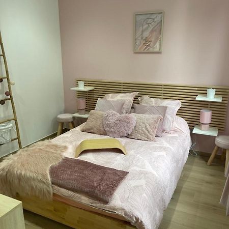 Adelyna Cosy Apartment Виши Екстериор снимка